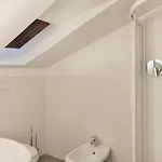 Ur-nest Moline Apartment *