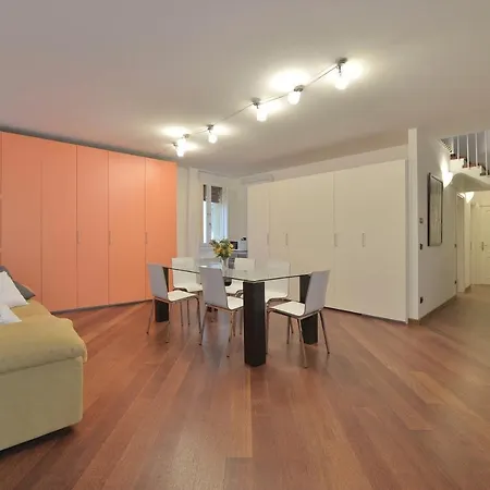 Ur-nest Moline Apartman
