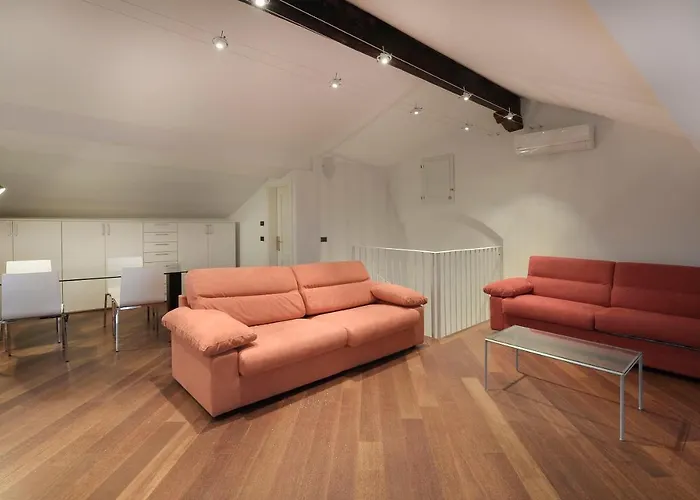 Ur-nest Moline Bologna