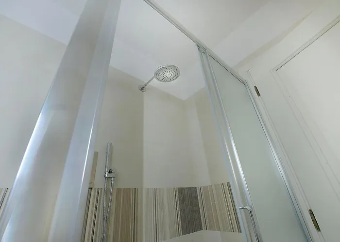 Ur-nest Moline شقة